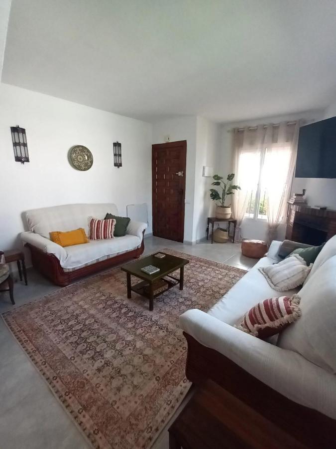 Villa Nueva Nerja Pueblo Andaluz Casa Grafton Exterior foto